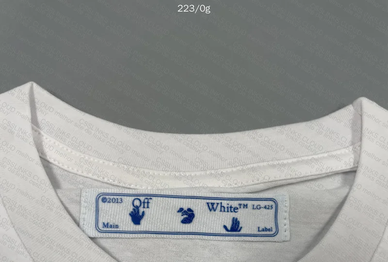 T-Shirt and Socks O-W 7