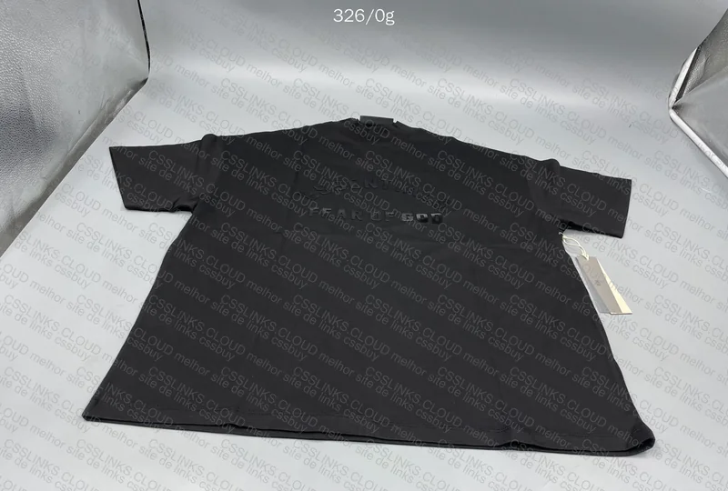 T-Shirt Essentials FOG