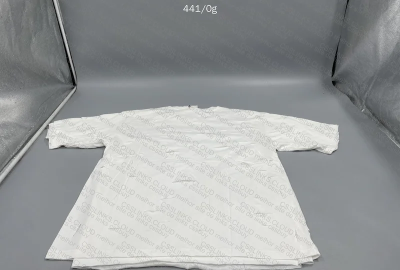 t-shirt givenchy 2