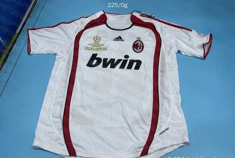 T-shirt milan torta 😔