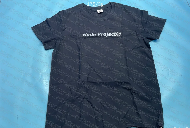 T-shirt Nude Project 2