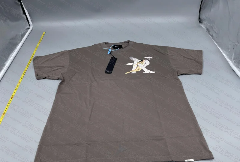 T-shirt Represent 4
