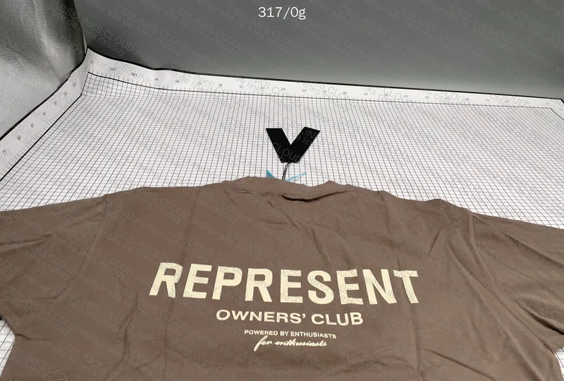 T-shirt Represent 6