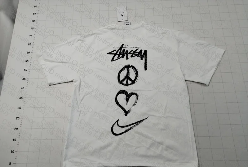 t-shirt stussy nike 4