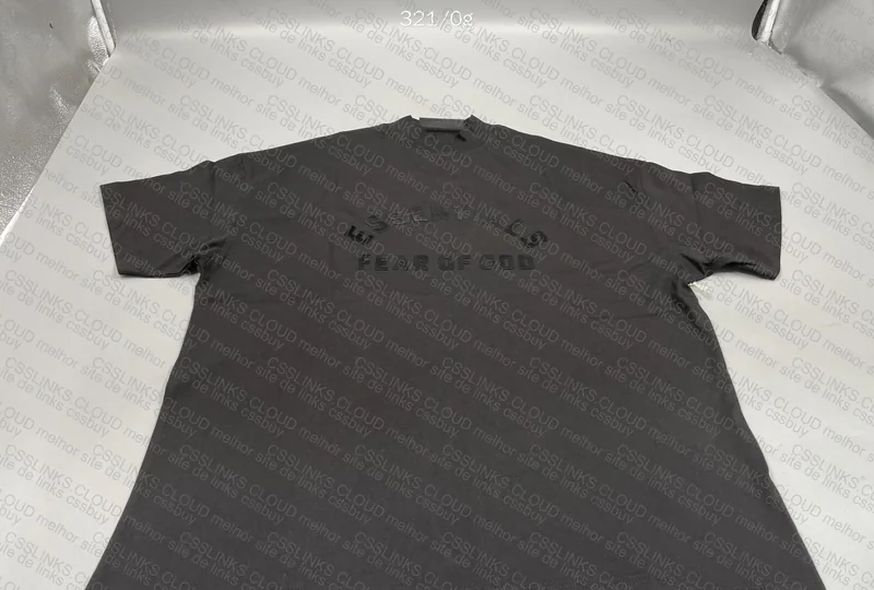 T-Shit Essentials FOG 2