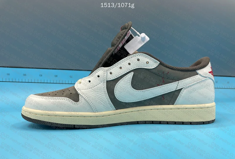 T1 BATCH Travis Scott x Air Jordan 1 Low Reverse Mocha