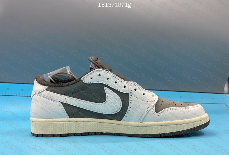 T1 BATCH Travis Scott x Air Jordan 1 Low Reverse Mocha 9