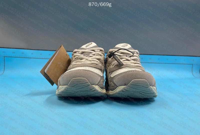 Is this Oyster Grey Color GL? Help 6