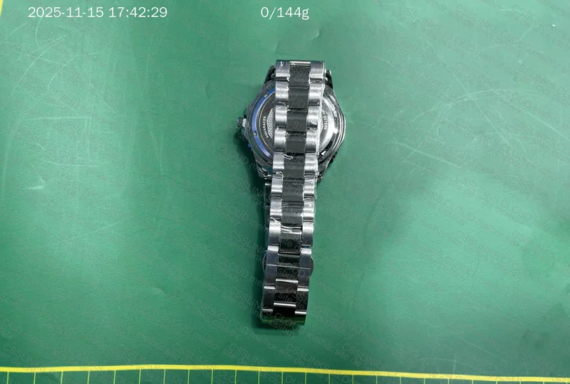 Black Tag Heuer Aquaracer 3