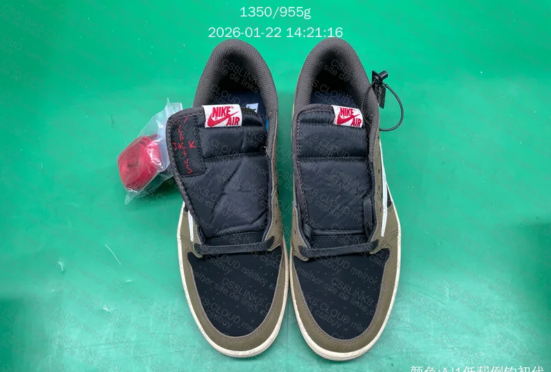 TC BATCH AJ1 Travis Scott Dark Mocha 5