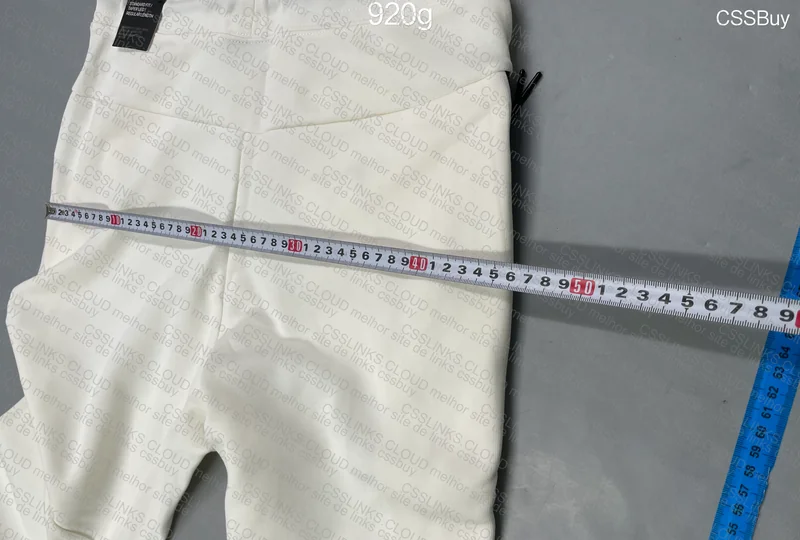 Tech Fleece 8