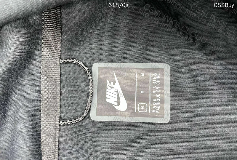 Tech Fleece 6