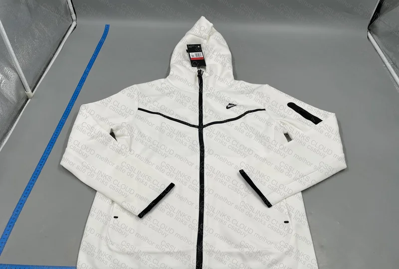 Tech Fleece