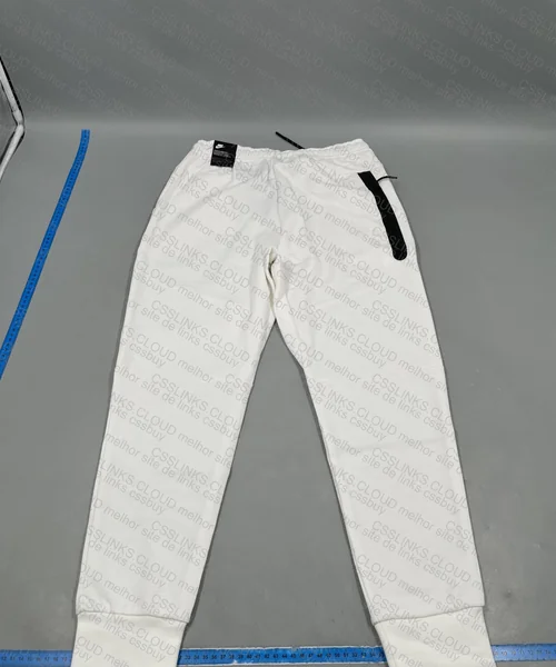 Tech Fleece 4