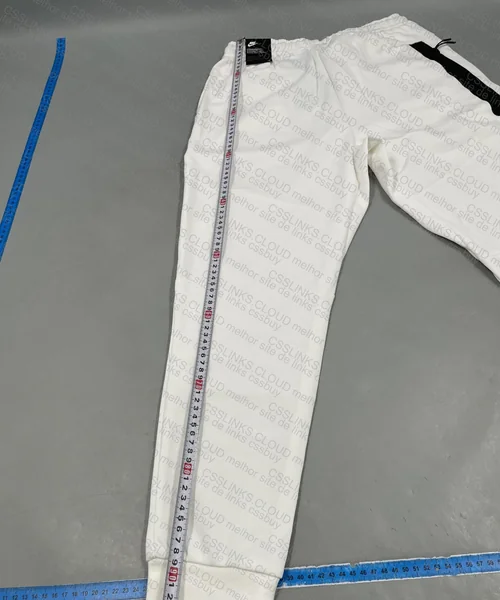 Tech Fleece 6