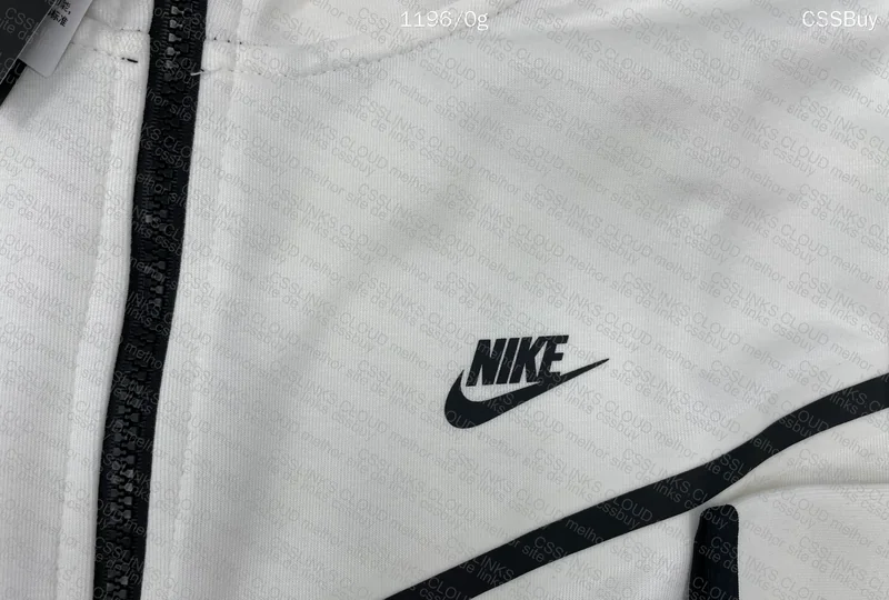 Tech Fleece 6