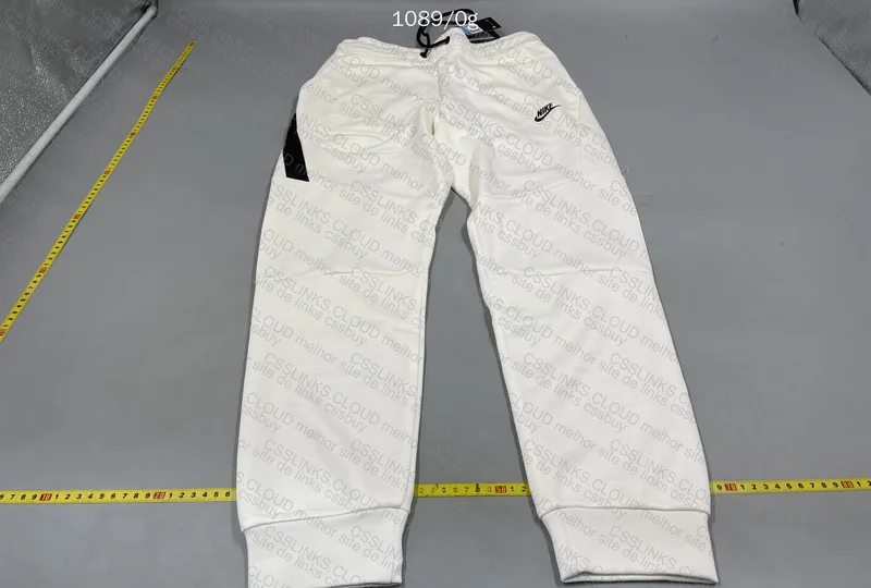 Tech Fleece 7