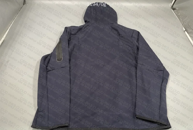 Tech Fleece 4