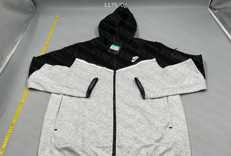 Tech Fleece 2