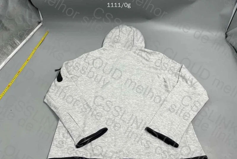 TECH FLEECE 5