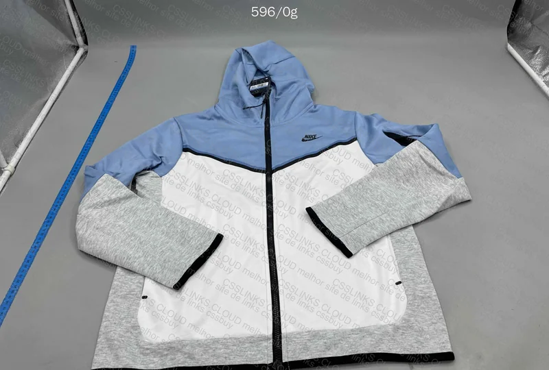 Tech Fleece 2