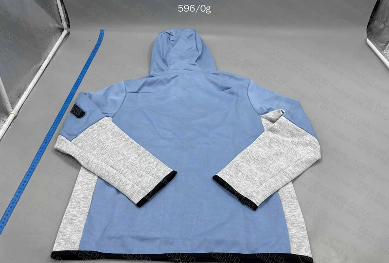 Tech Fleece 5