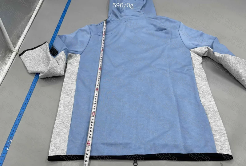 Tech Fleece 6