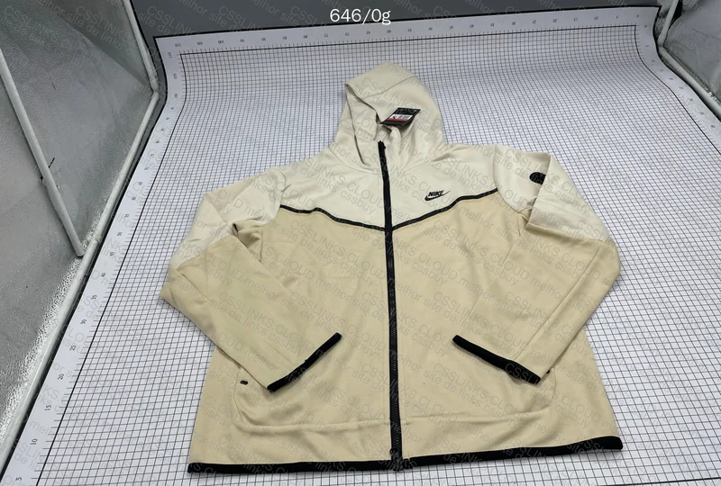 Tech fleece