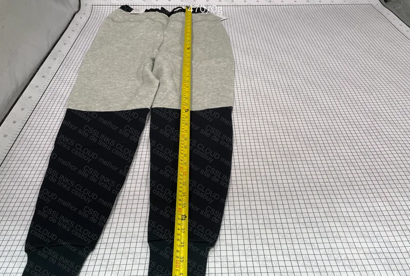 Tech Fleece 4