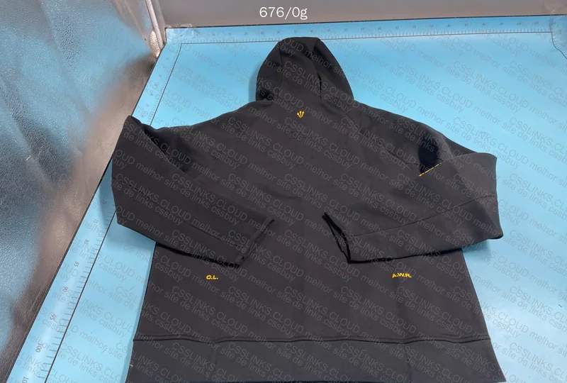 Tech Fleece 4
