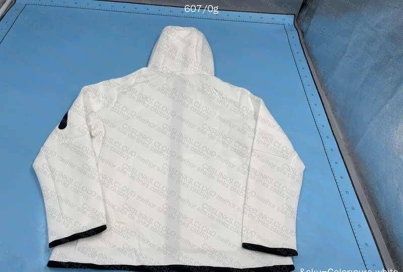Tech Fleece 6