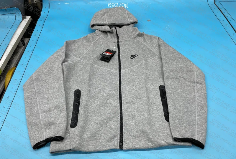 Tech fleece 2
