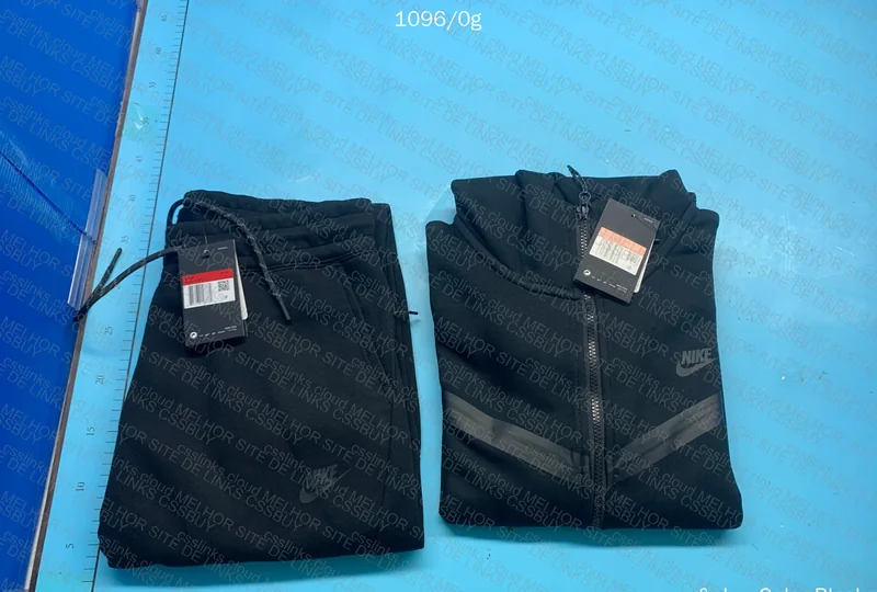 Tech Fleece