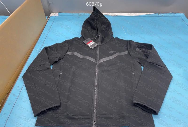 Tech fleece 4