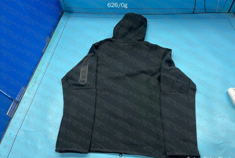 TECH FLEECE 5