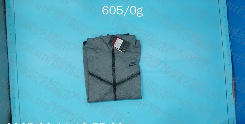 Tech Fleece 2