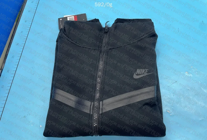 Tech Fleece 5