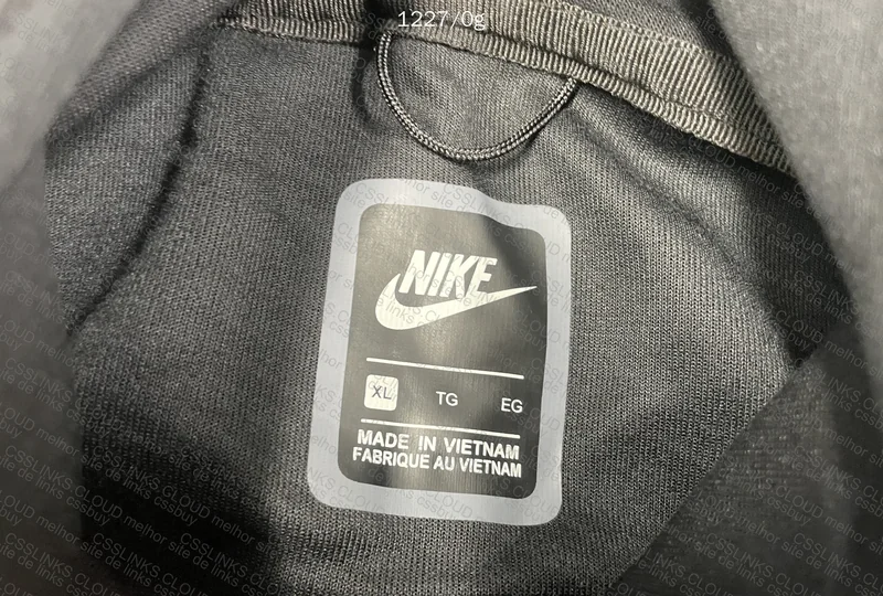 Tech fleece 160 Yuans 3