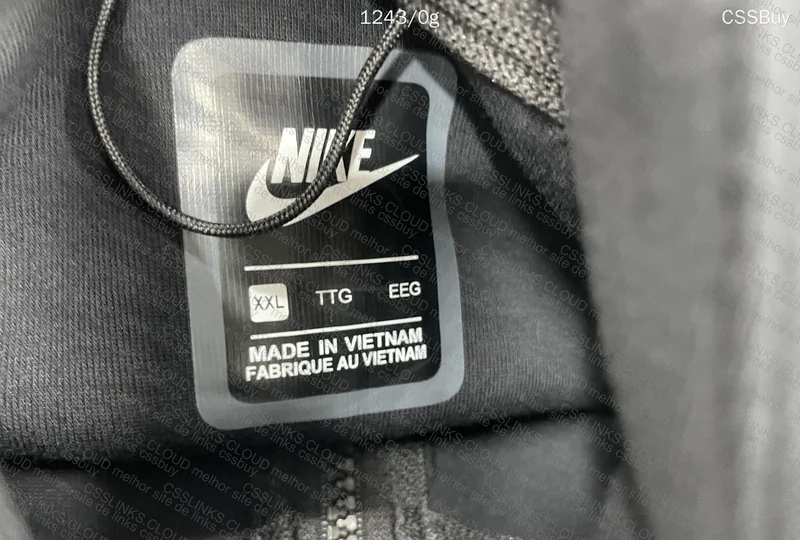 Tech Fleece (1688)
