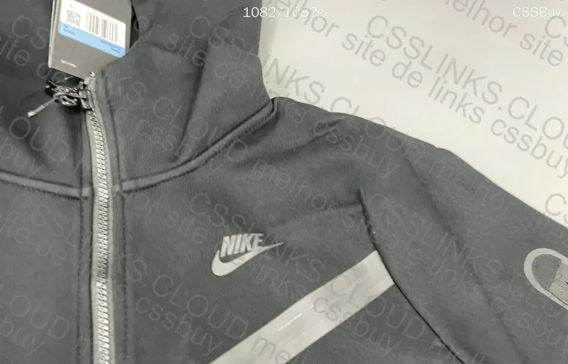 Tech Fleece 1688