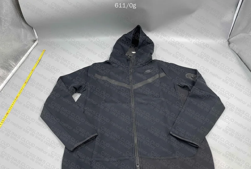 Tech Fleece 1688