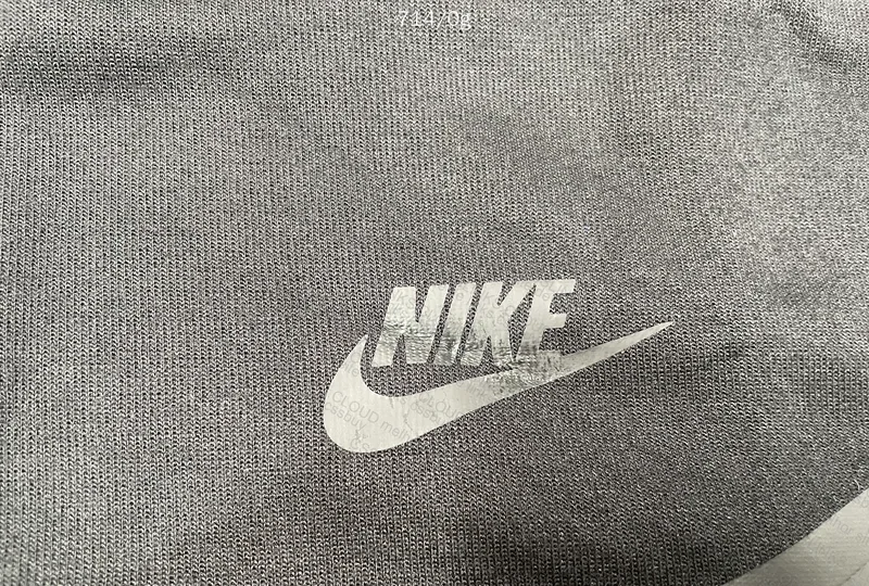 Tech Fleece 1688 - What's Wrong with the Swoosh? 4