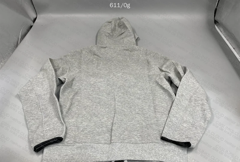 TECH FLEECE 2023 4