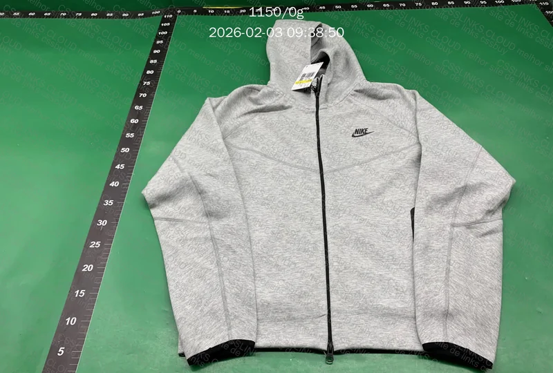 Tech Fleece 2023 Husky 4