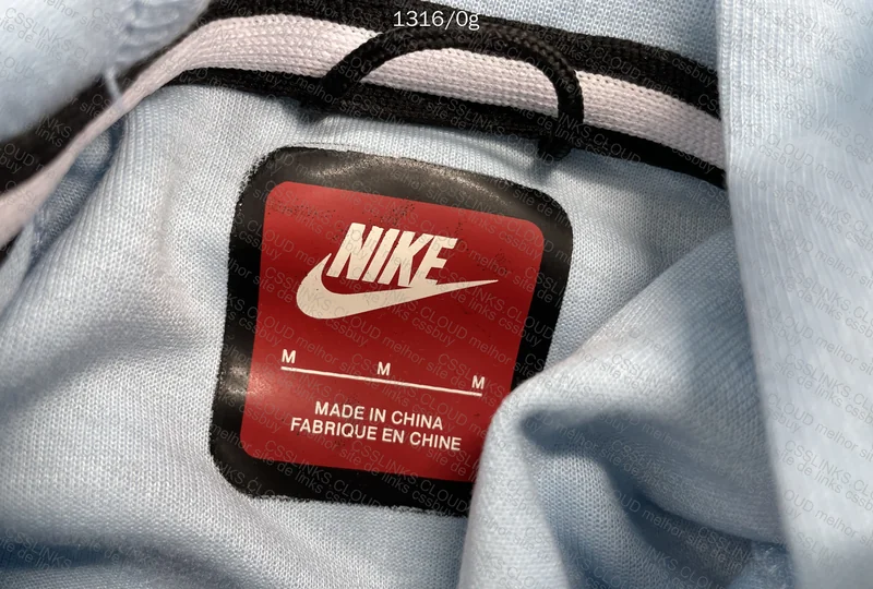 Tech Fleece 24 with Measurements 4