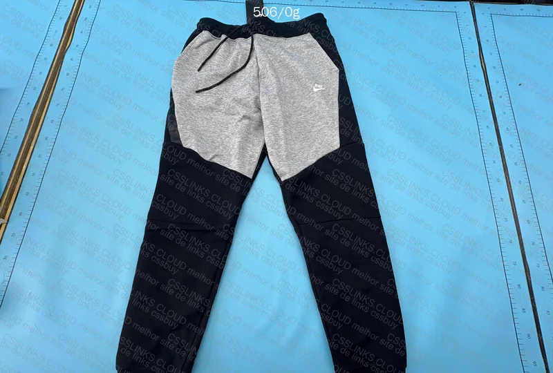 tech fleece AJUDA