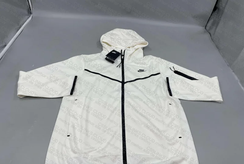 Tech Fleece White