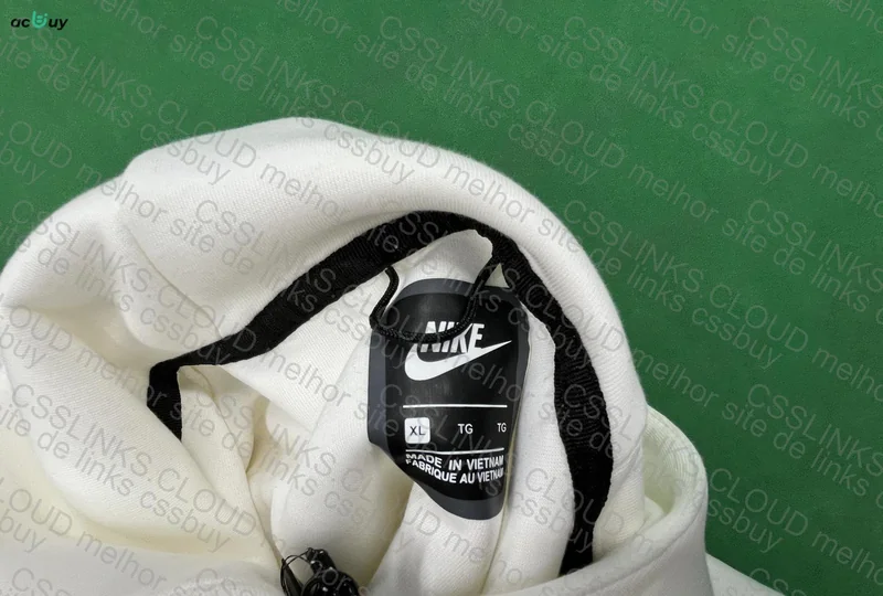 Tech Fleece White 2