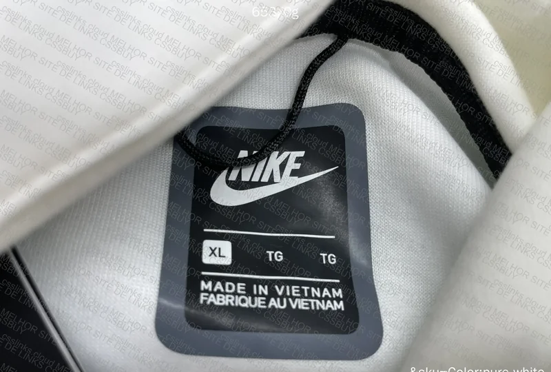 Tech Fleece White 3