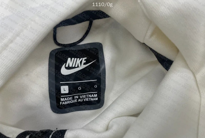 Tech Fleece White 3